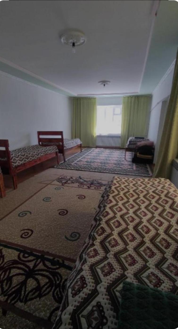 Kurjun Hostel Karakol Kültér fotó